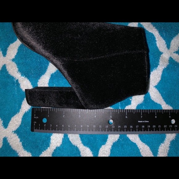 Black Suede High Heel booties NWOT - Picture 4 of 4